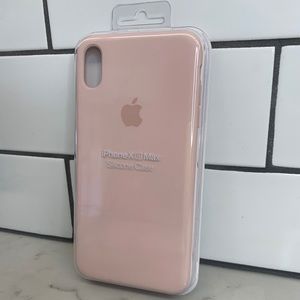Brand new IPhoneXs Max silicone case